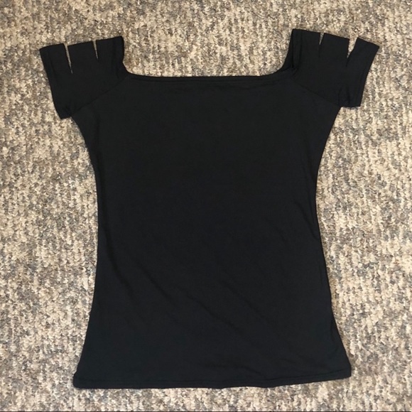 Black short sleeve cut out t-shirt - Picture 6 of 9